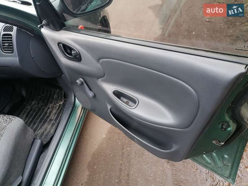 Седан Daewoo Sens 2011 в Виннице