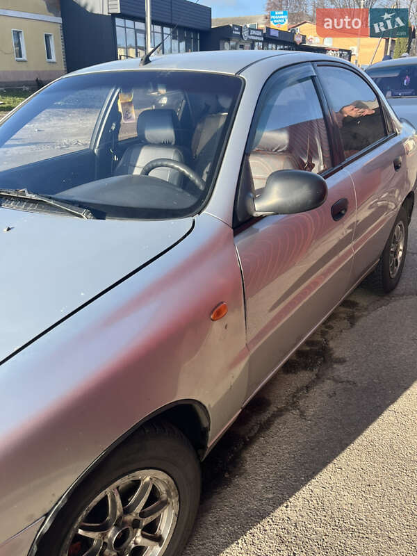 Седан Daewoo Sens 2004 в Броварах