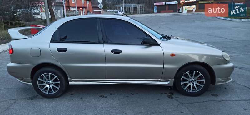 Седан Daewoo Sens 2004 в Запорожье