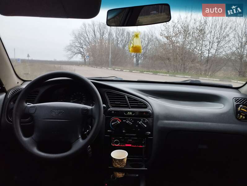 Седан Daewoo Sens 2004 в Липовой Долине