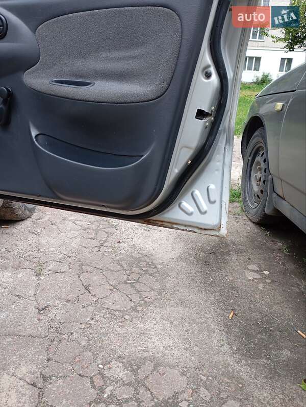 Седан Daewoo Sens 2005 в Чернигове