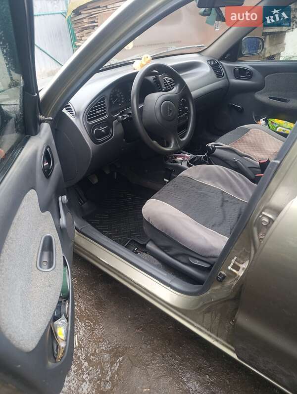 Седан Daewoo Sens 2005 в Лысянке