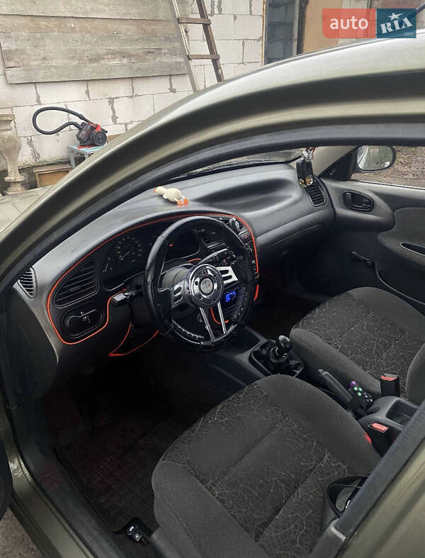 Седан Daewoo Sens 2004 в Дымере