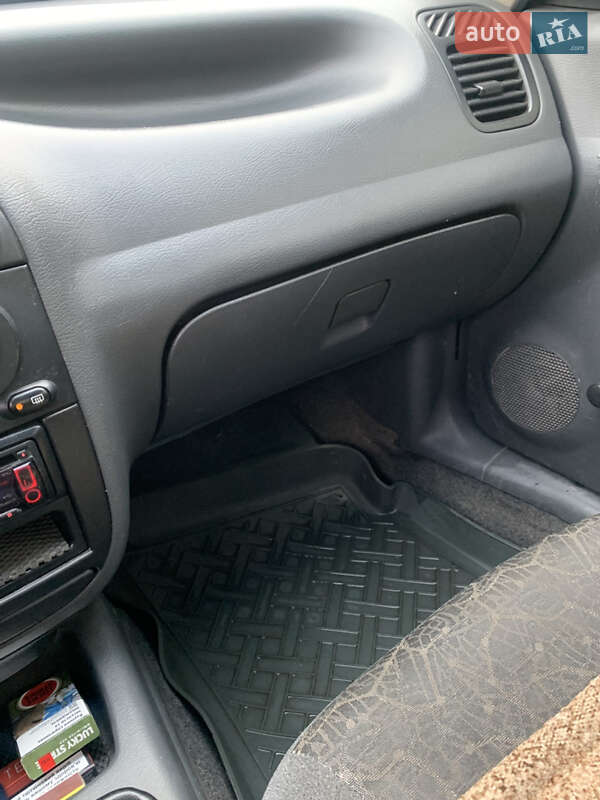 Седан Daewoo Sens 2004 в Тернополе