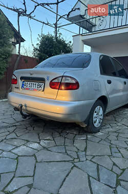 Седан Daewoo Sens 2004 в Мукачевому