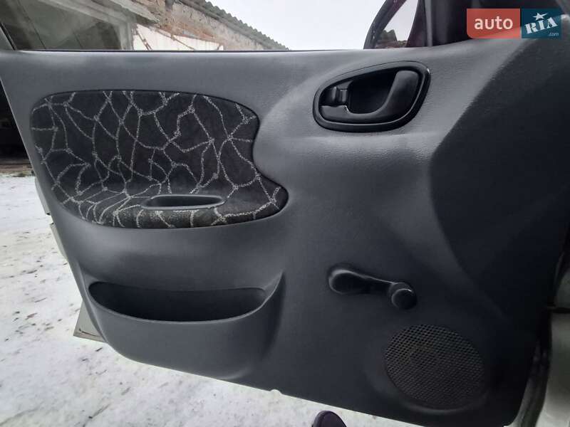 Седан Daewoo Sens 2004 в Кропивницком