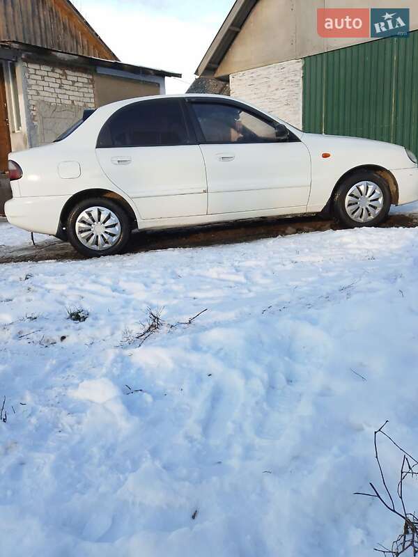 Седан Daewoo Sens 2004 в Дунаевцах