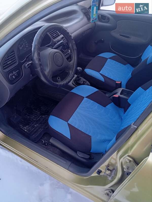 Седан Daewoo Sens 2006 в Калиновке