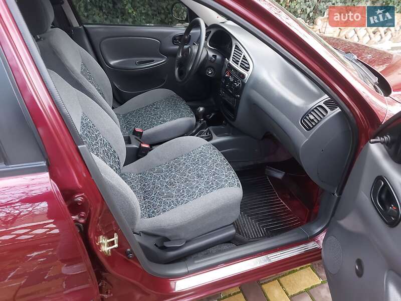 Седан Daewoo Sens 2009 в Запоріжжі