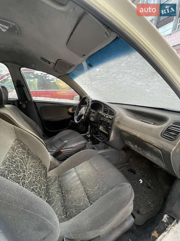 Седан Daewoo Sens 2004 в Києві