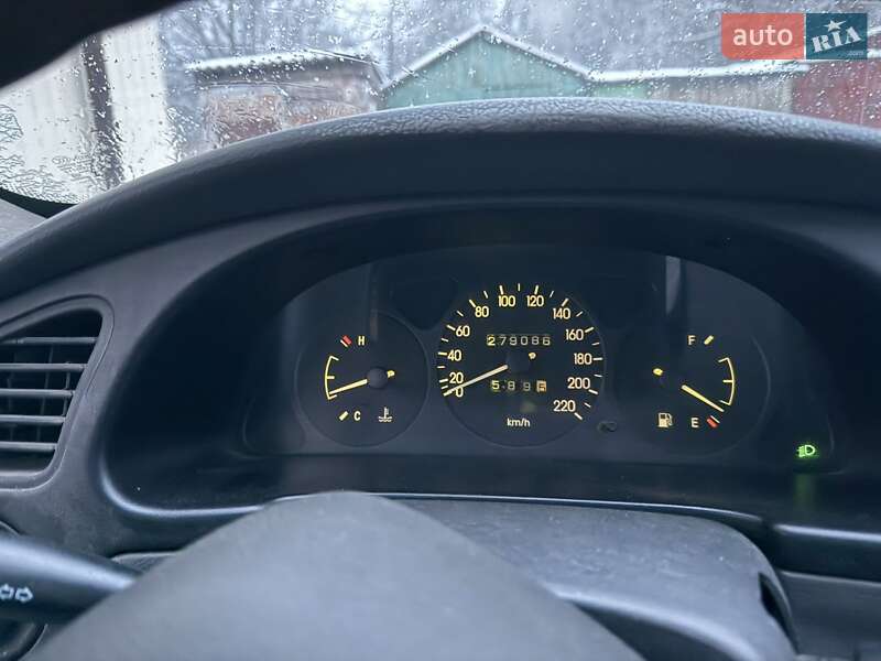 Седан Daewoo Sens 2004 в Бердичеве