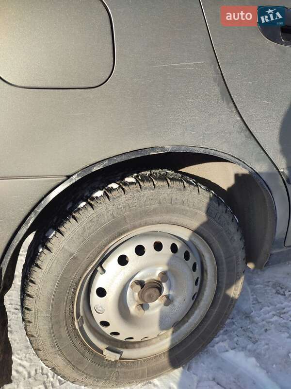 Седан Daewoo Sens 2005 в Гайсину