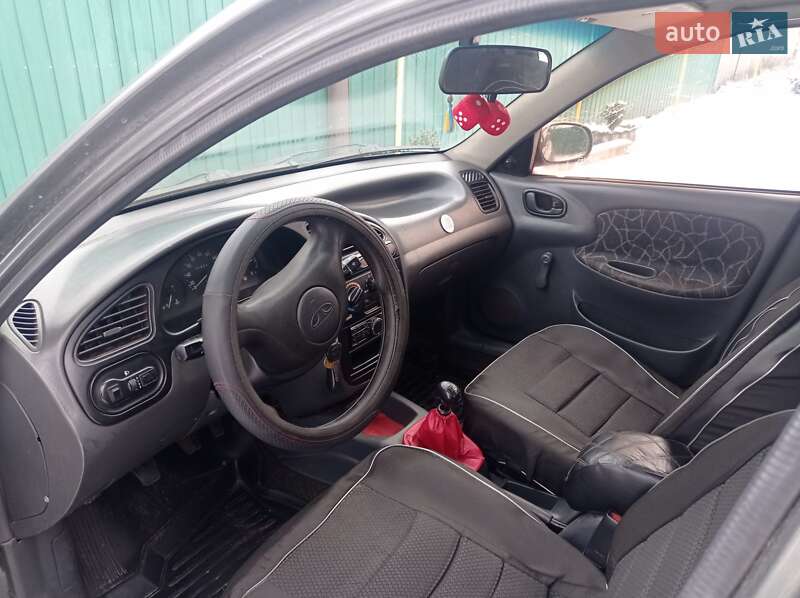 Седан Daewoo Sens 2003 в Сумах