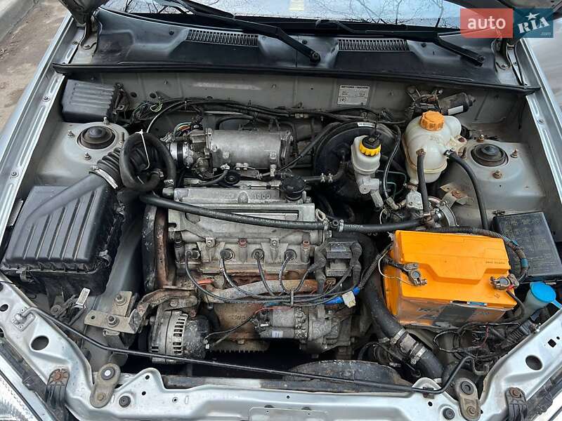 Седан Daewoo Sens 2003 в Николаеве
