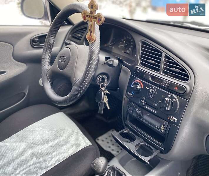 Седан Daewoo Sens 2006 в Мукачево