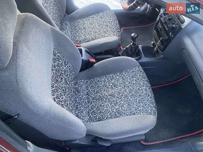 Седан Daewoo Sens 2011 в Ямполе