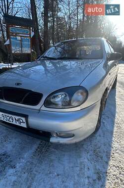 Седан Daewoo Sens 2004 в Яворові