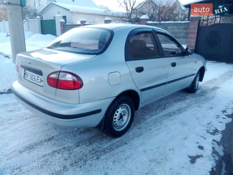 Седан Daewoo Sens 2005 в Вараше