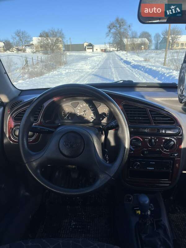 Седан Daewoo Sens 2002 в Староконстантинове