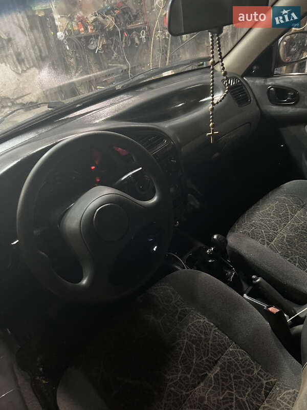 Седан Daewoo Sens 2004 в Конотопе