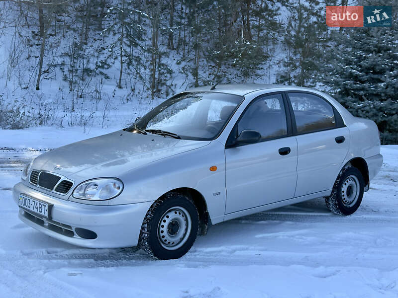 Седан Daewoo Sens 2004 в Могилев-Подольске
