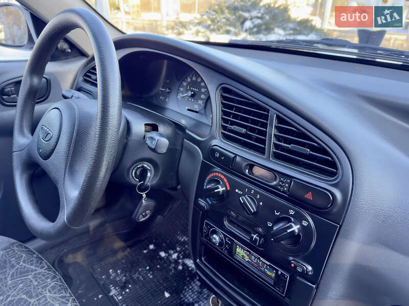 Седан Daewoo Sens 2004 в Могилев-Подольске