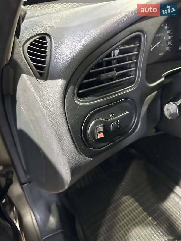 Седан Daewoo Sens 2006 в Киеве