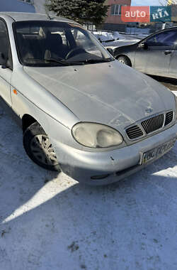 Седан Daewoo Sens 2004 в Львові