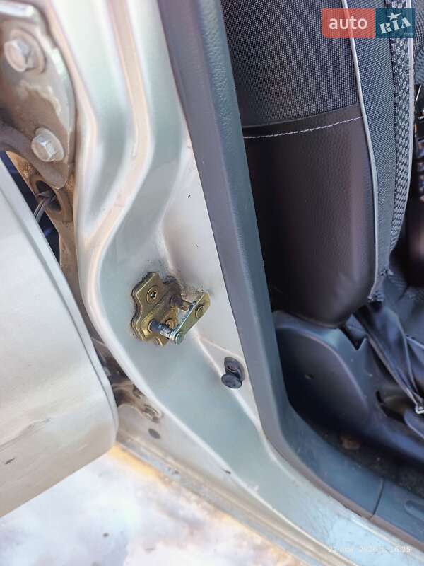 Седан Daewoo Sens 2006 в Зарічному