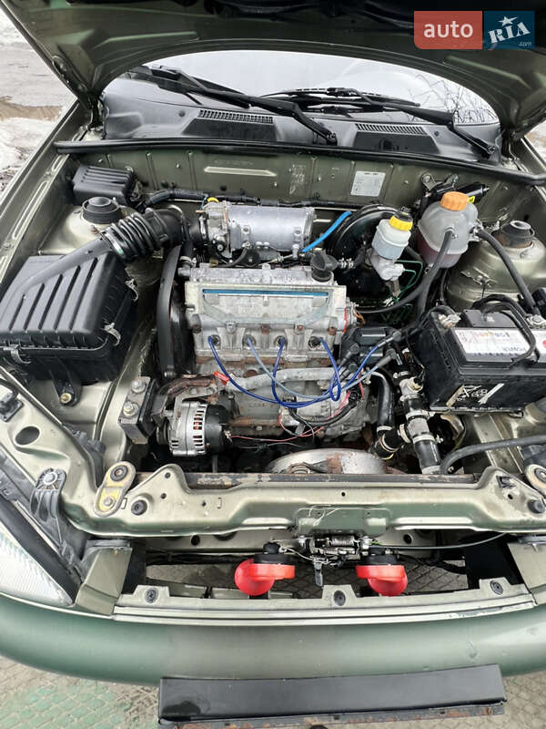 Седан Daewoo Sens 2003 в Умані