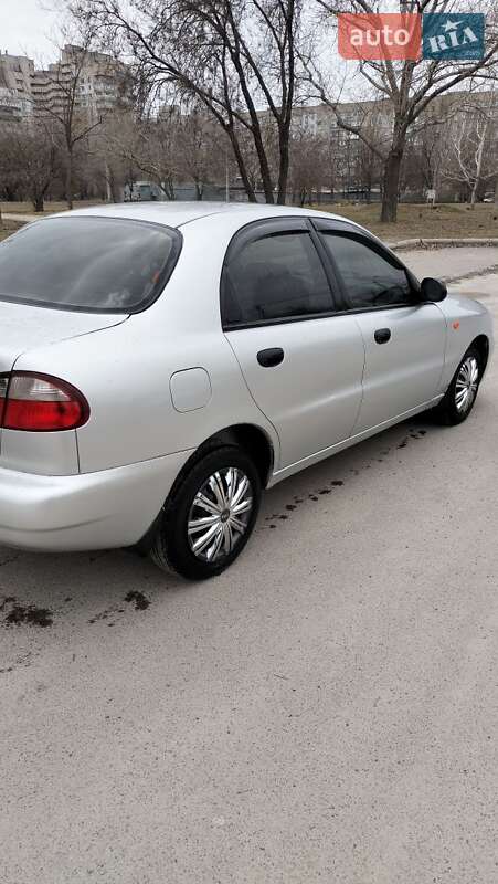 Седан Daewoo Sens 2005 в Днепре