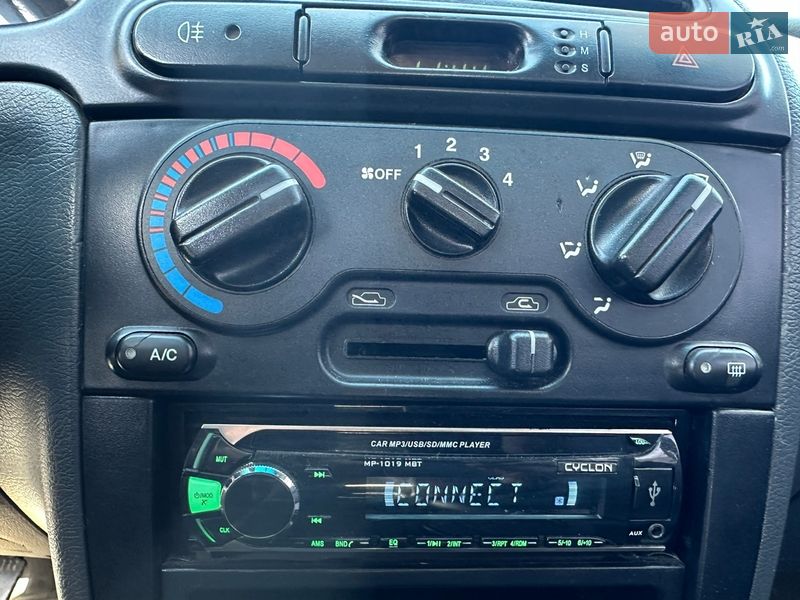 Седан Daewoo Sens 2003 в Днепре