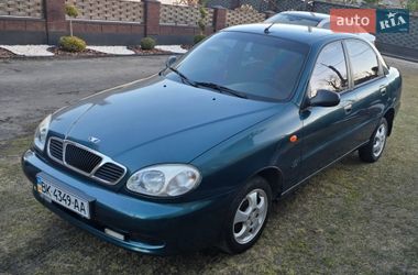 Седан Daewoo Sens 2004 в Дубні