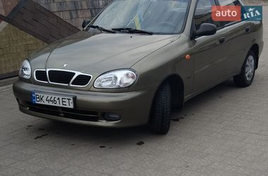 Седан Daewoo Sens 2004 в Рівному