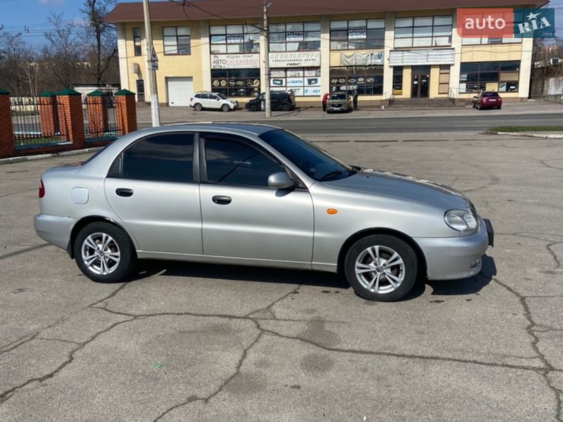 Седан Daewoo Sens 2005 в Дніпрі