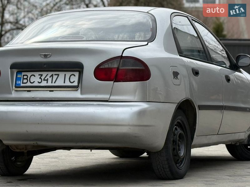 Седан Daewoo Sens 2003 в Дрогобичі
