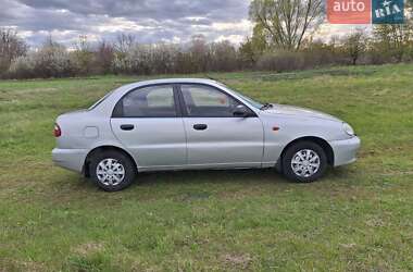 Седан Daewoo Sens 2003 в Барышевке