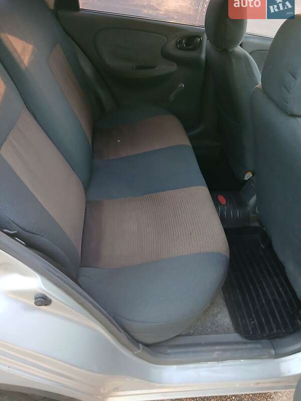 Седан Daewoo Sens 2008 в Кривом Роге