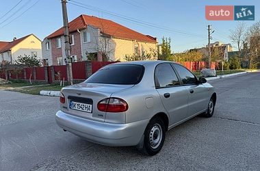 Седан Daewoo Sens 2005 в Вараше
