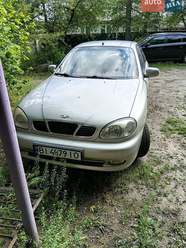 Седан Daewoo Sens 2013 в Кременчуці