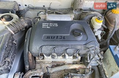 Седан Daewoo Sens 2005 в Косове