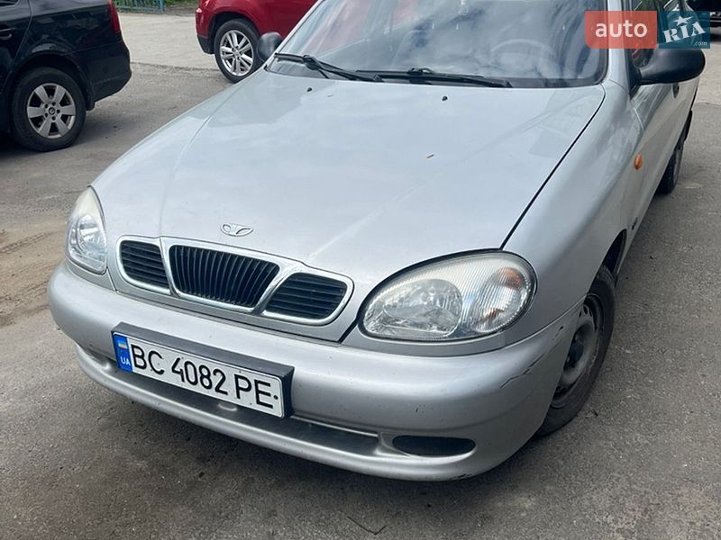 Седан Daewoo Sens 2002 в Львові