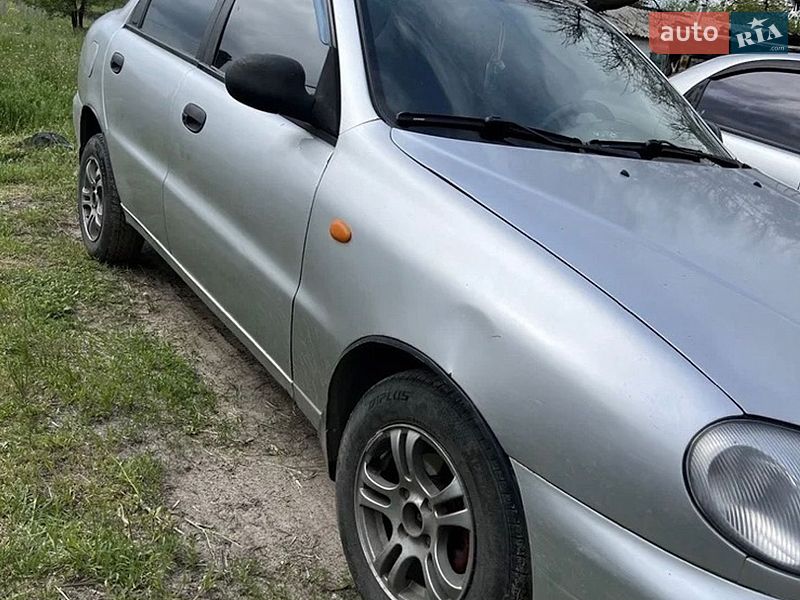 Седан Daewoo Sens 2004 в Кременчуці