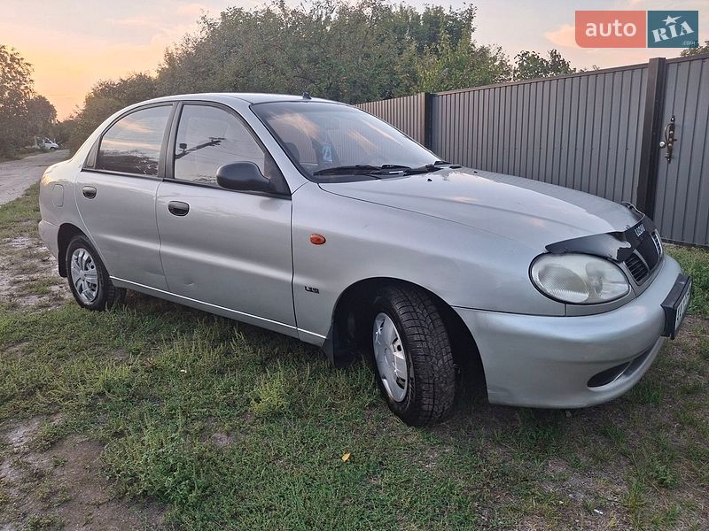 Седан Daewoo Sens 2003 в Носовке