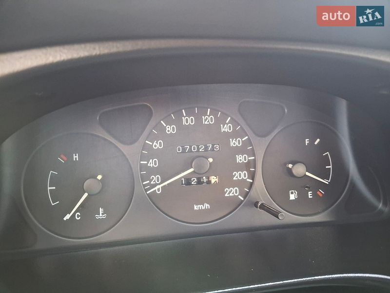 Седан Daewoo Sens 2003 в Носовке
