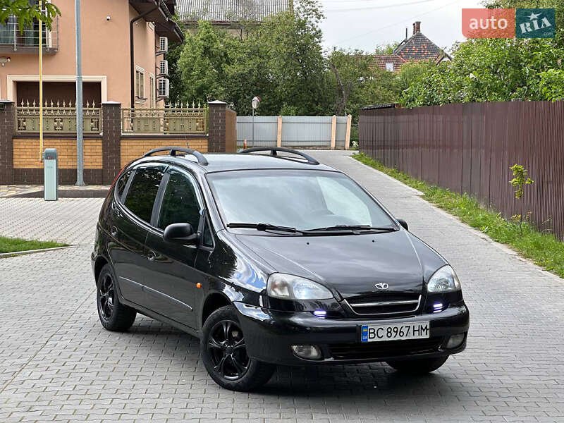 Минивэн Daewoo Tacuma 2004 в Стрые