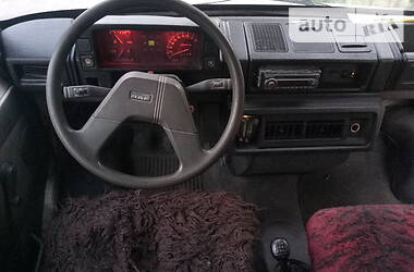Грузопассажирский фургон DAF 400 груз. 1990 в Луцке