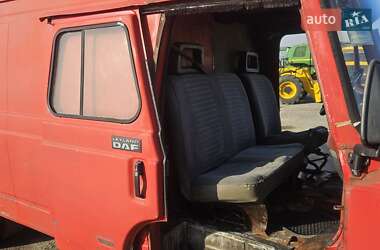 Грузовой фургон DAF 400 груз. 1991 в 