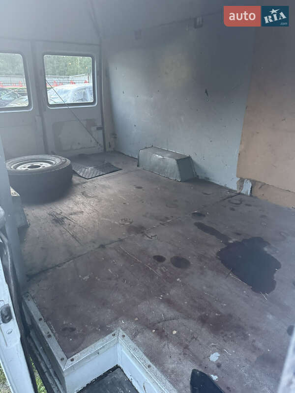 Вантажний фургон DAF 400 груз. 1991 в Умані