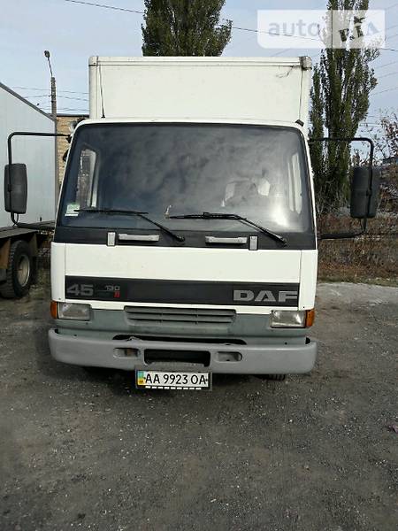 Грузовой фургон DAF 45 2000 в Киеве